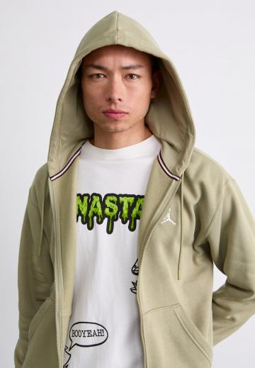 Спортивная кофта