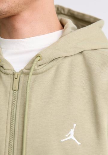 Спортивная кофта