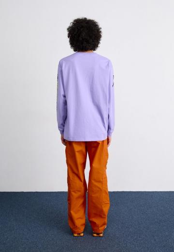 Брюки с накладными карманами