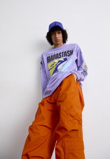 Брюки с накладными карманами