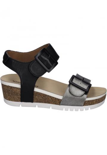 Босоножки на танкетке