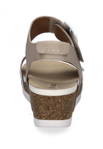 Босоножки на танкетке