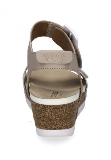 Босоножки на танкетке