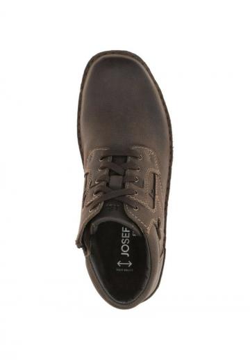 Ботинки на шнуровке