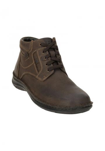 Ботинки на шнуровке