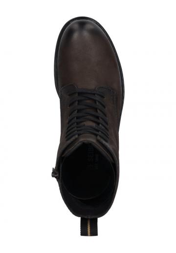 Ботинки на шнуровке