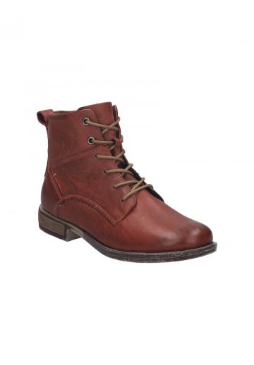 Ботинки на шнуровке