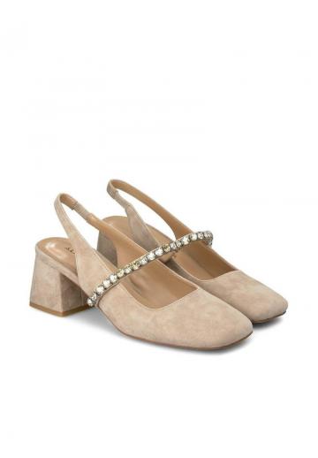 Туфли на высоком каблуке