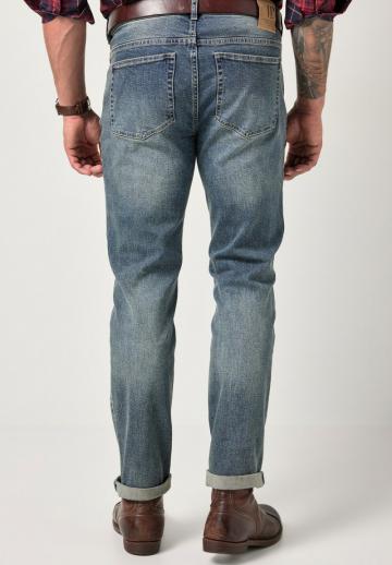 Узкие джинсы