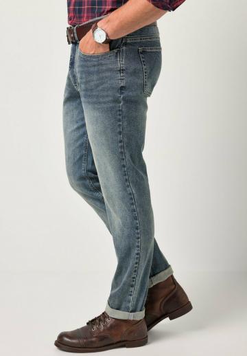 Узкие джинсы