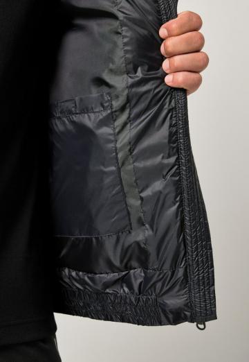 Зимняя куртка