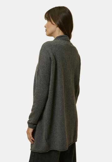 Длинный жилет