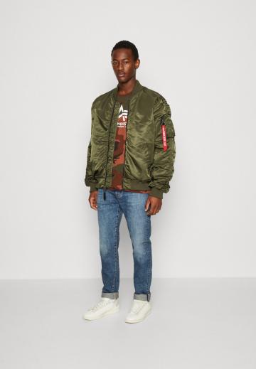 Куртка бомбер