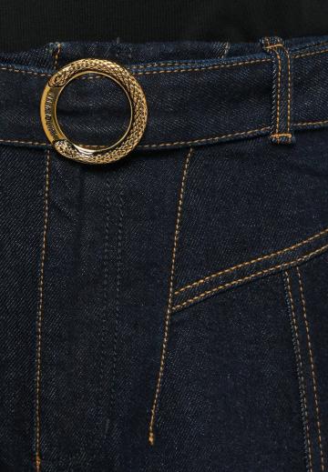 Прямые джинсы