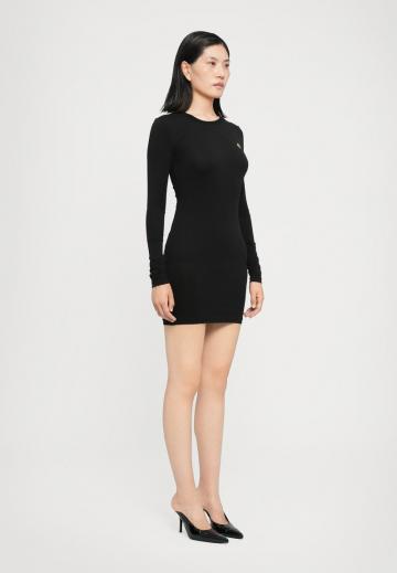 Короткое платье