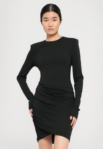 Короткое платье