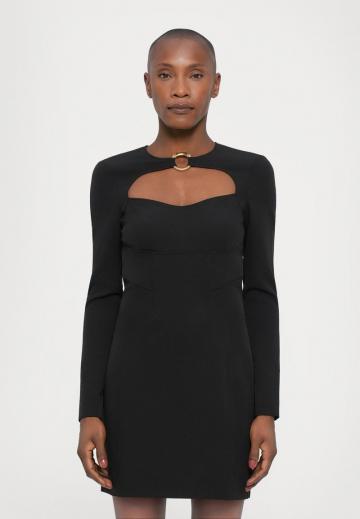 Короткое платье