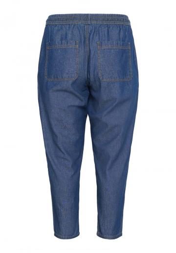 Короткие джинсы