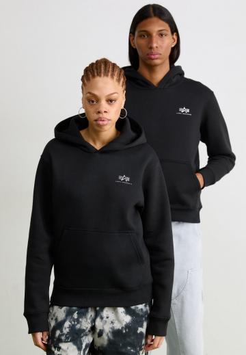 Пуловер с капюшоном