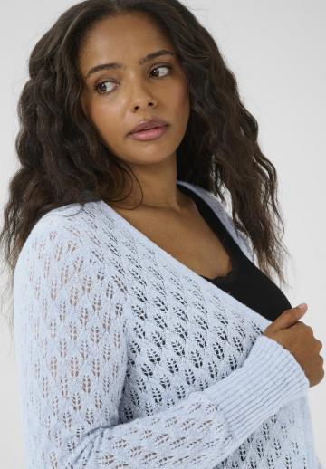 Вязаная кофта