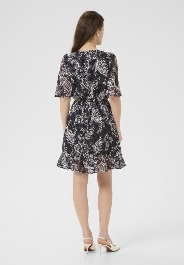 Короткое платье