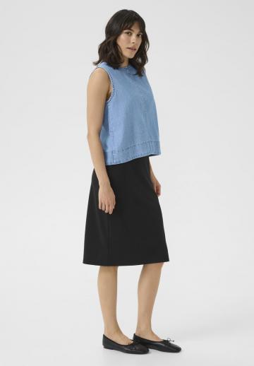 Джинсовая жилетка