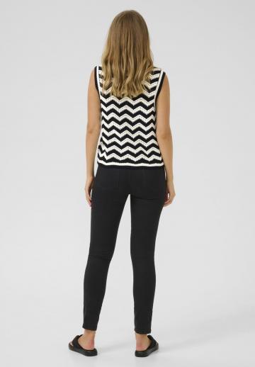 Пуловер без рукавов