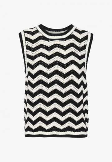 Пуловер без рукавов