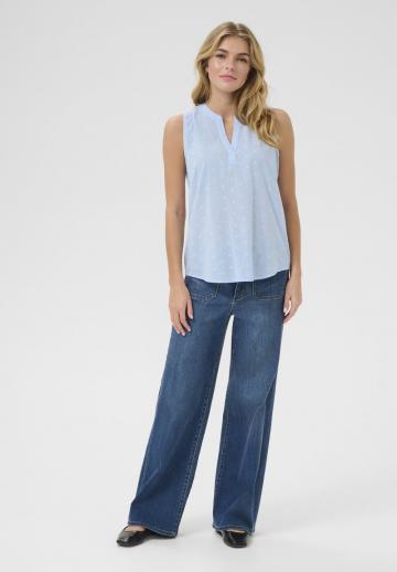 Блузка без рукавов