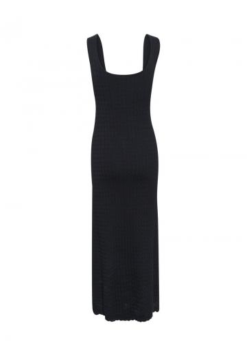 Вязаное платье
