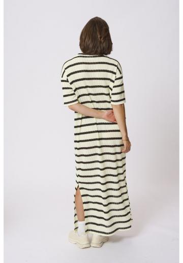 Вязаное платье