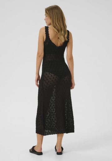 Вязаное платье