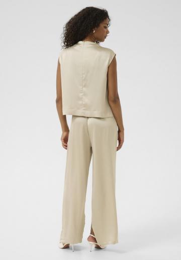 Атласная блузка