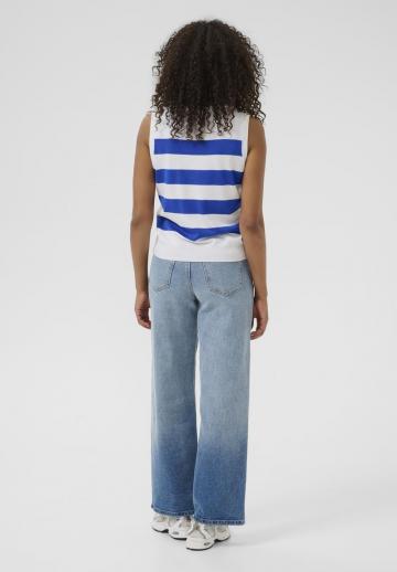 Блузка без рукавов