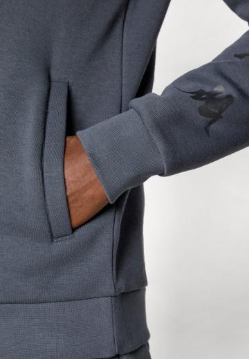 Спортивная кофта