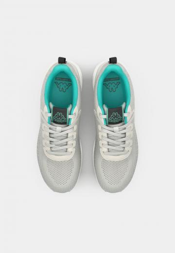 Тренировочные кроссовки