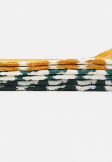 Спортивные носки