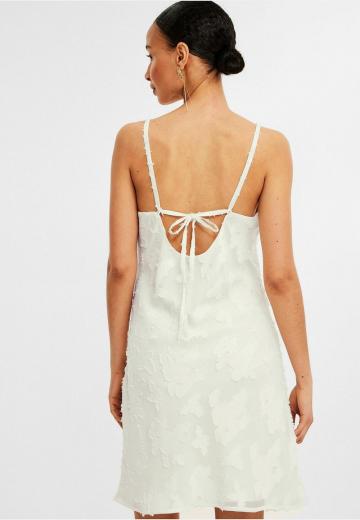 Короткое платье