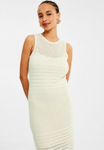 Вязаное платье