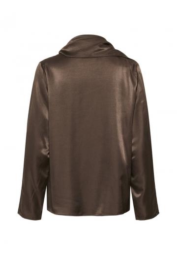 Атласная блузка