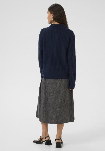 Пуловер с воротником поло