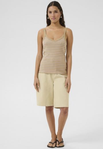 Топ на бретельках