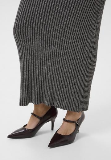 Вязаное платье