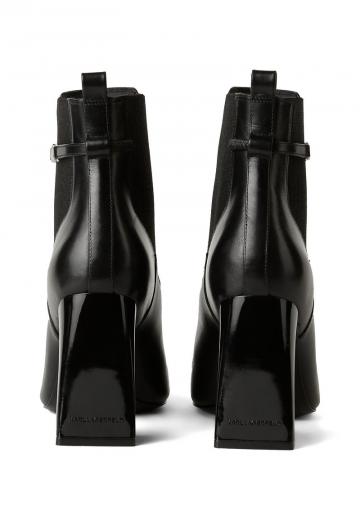 Полусапожки на высоком каблуке