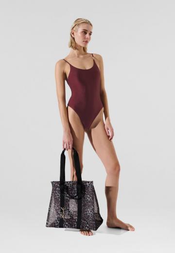 Слитный купальник