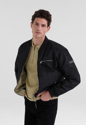 Куртка бомбер
