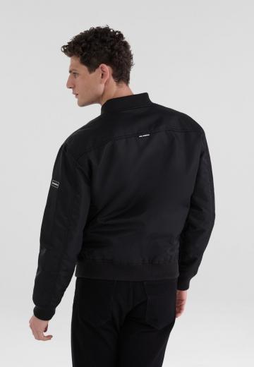 Куртка бомбер