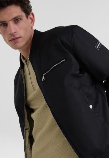 Куртка бомбер