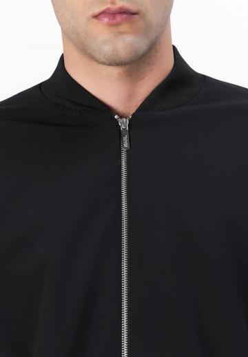 Куртка бомбер