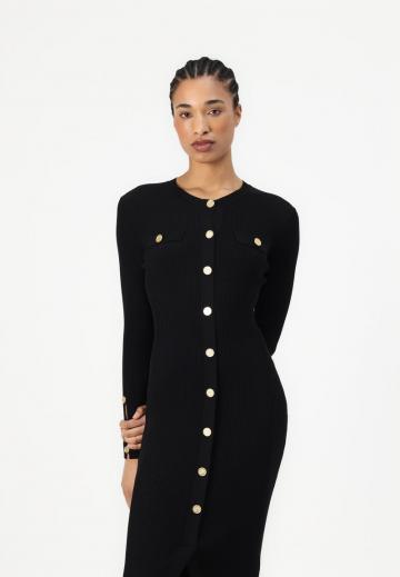 Вязаное платье